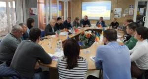 Ю. Вілкул: Наші військові відважно тримають оборону, а «економічний фронт» міста