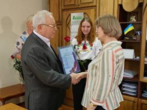 Ю. Вілкул: У Кривому Розі, під час воєнного стану, фармацевти самовіддано «воюют