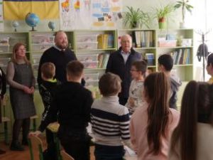 Ю.Вілкул: Учні Кривого Рогу доводять, що навіть в умовах воєнного часу, заняття 