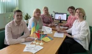 КРИВОРІЗЬКІ ДЕРЖАВНІ РЕЄСТРАТОРИ ПОСТІЙНО ПРАЦЮЮТЬ НАД СОБОЮ ТА АКТИВНО ПОГЛИБЛЮ