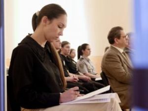 Ю. Вілкул: Навіть у військовий час продовжуємо підтримувати молодь та їх ініціат