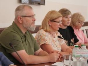 О.Вілкул: Для підтримки освітян додатково виділяється майже 40 млн грн. З 1 вере