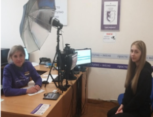 Є потреба обміняти свої паспорти, однак вже понад 2 роки перебуваєте за кордоном