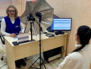 Скільки коштує оформлення біометричних паспортів? Роз’яснює Центр «Віза» («Центр