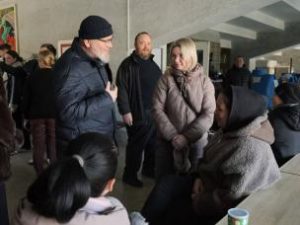 Завдяки тому, що місто створило нормальні безпекові умови,  працюють усі мистець