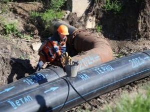 Нове життя для водогону: у Тернівському районі капітально ремонтують трубопровід